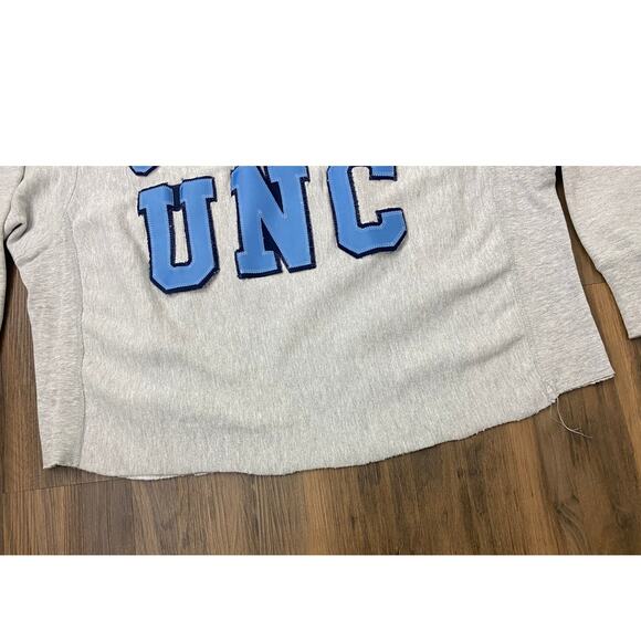 VTG Medallion Reverse Weave USA UNC North Carolina Tar Heels crop sweatshirt XL - Picture 5 of 5